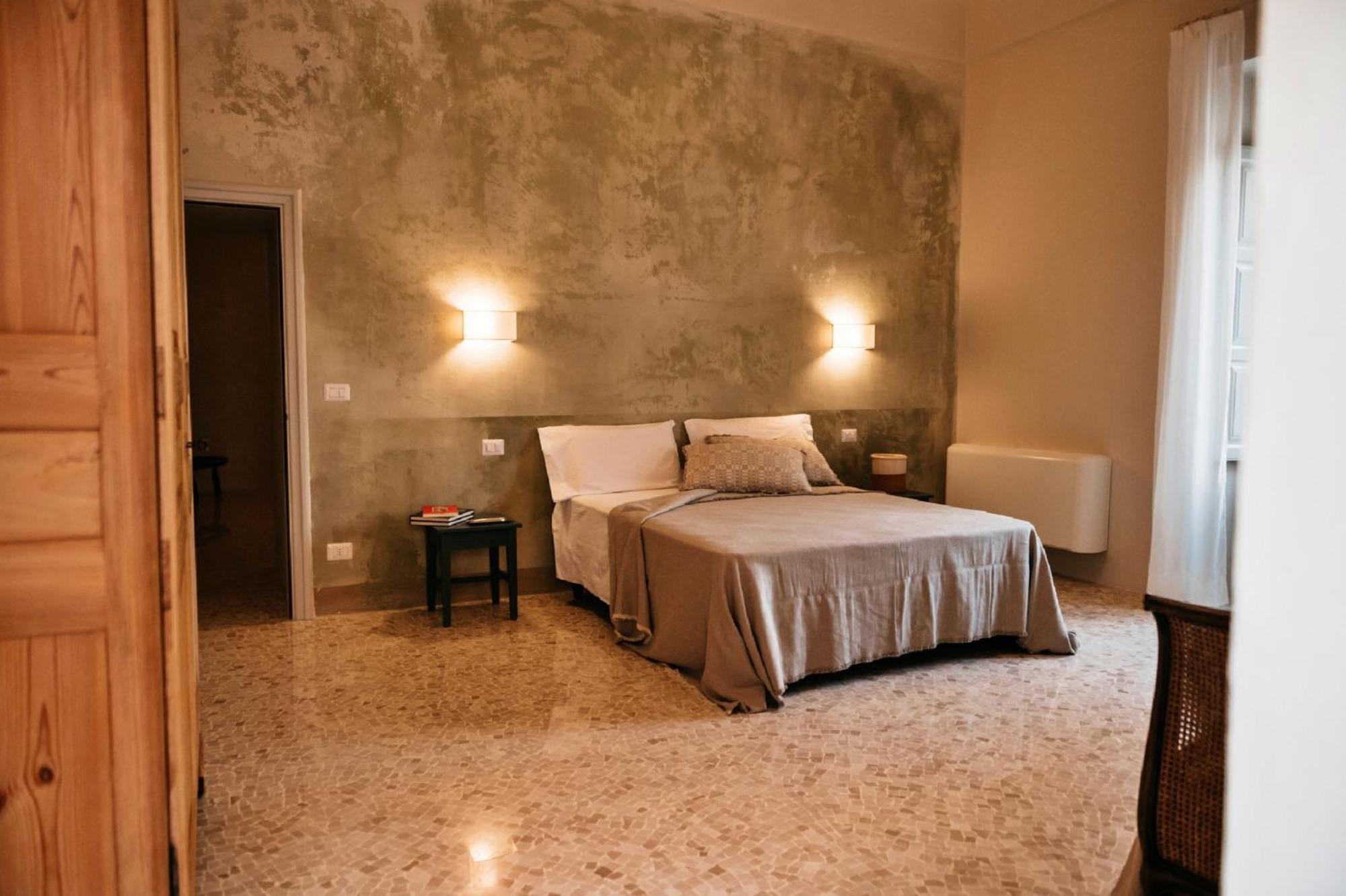 ホテル Palazzo Pati Tiggiano エクステリア 写真