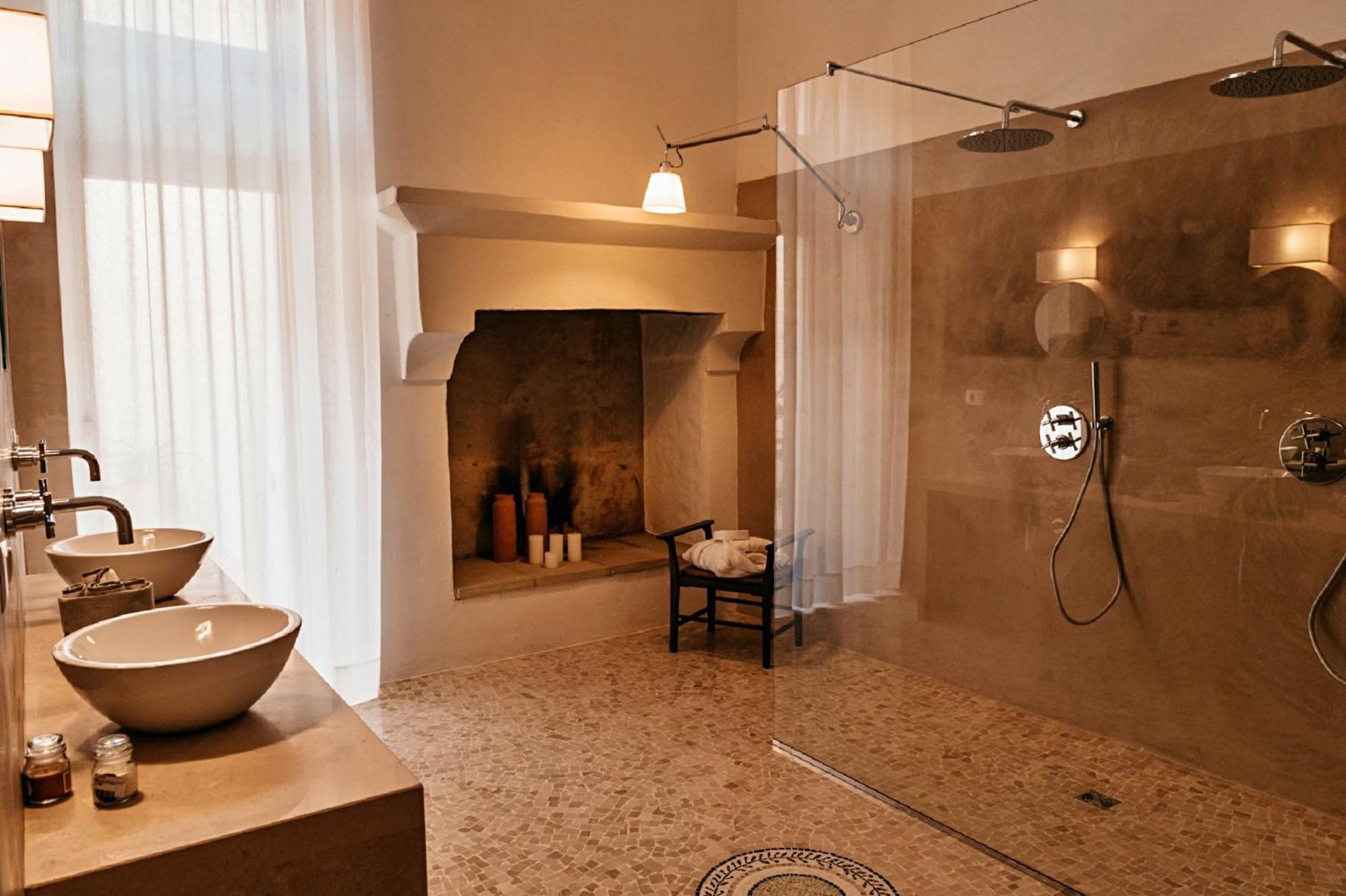 ホテル Palazzo Pati Tiggiano エクステリア 写真